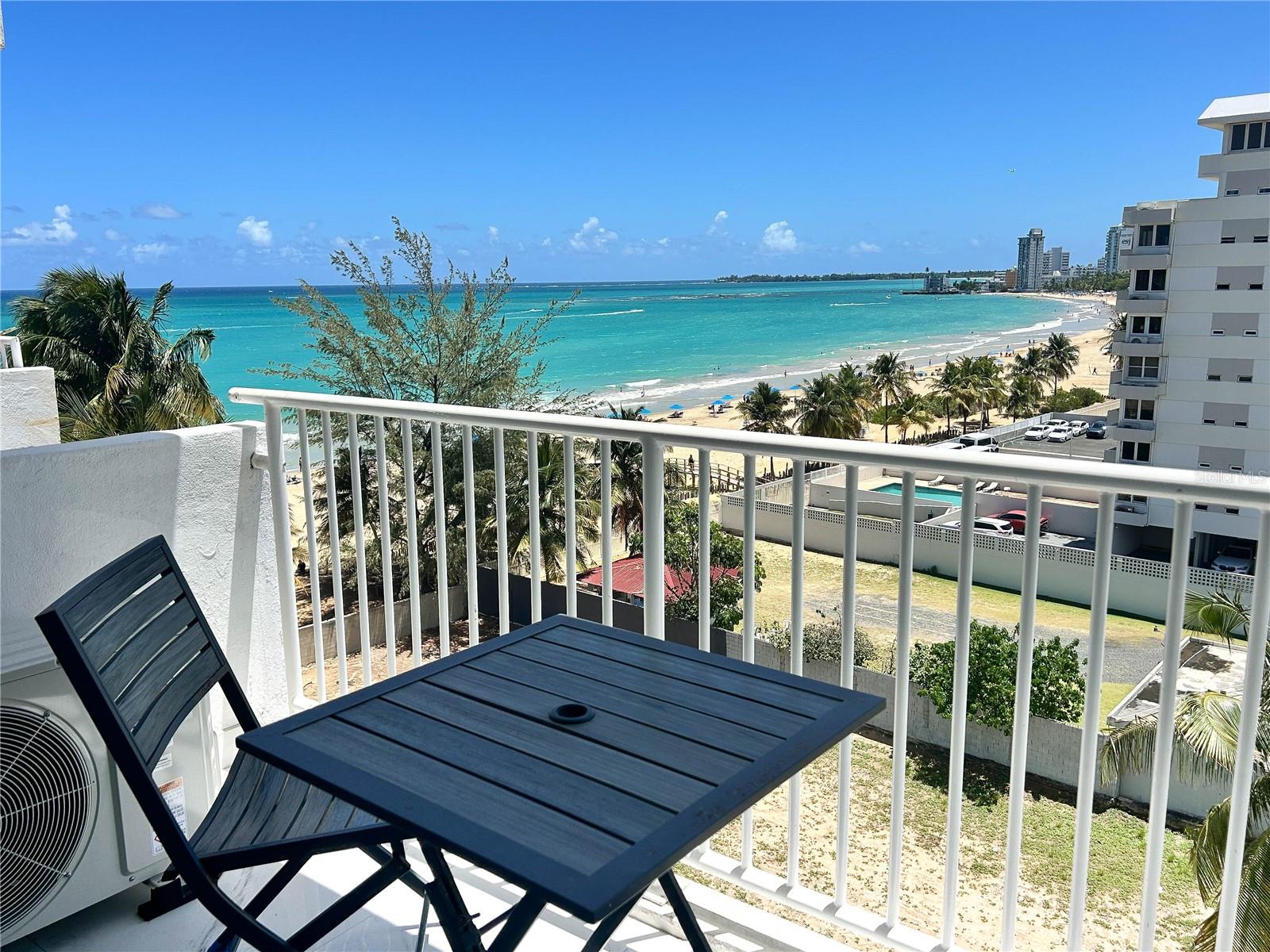 CONDOMINIO EL GIRASOL - Residential