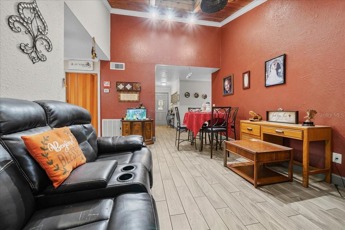 SUN HAVEN FIRST ADD - Residential