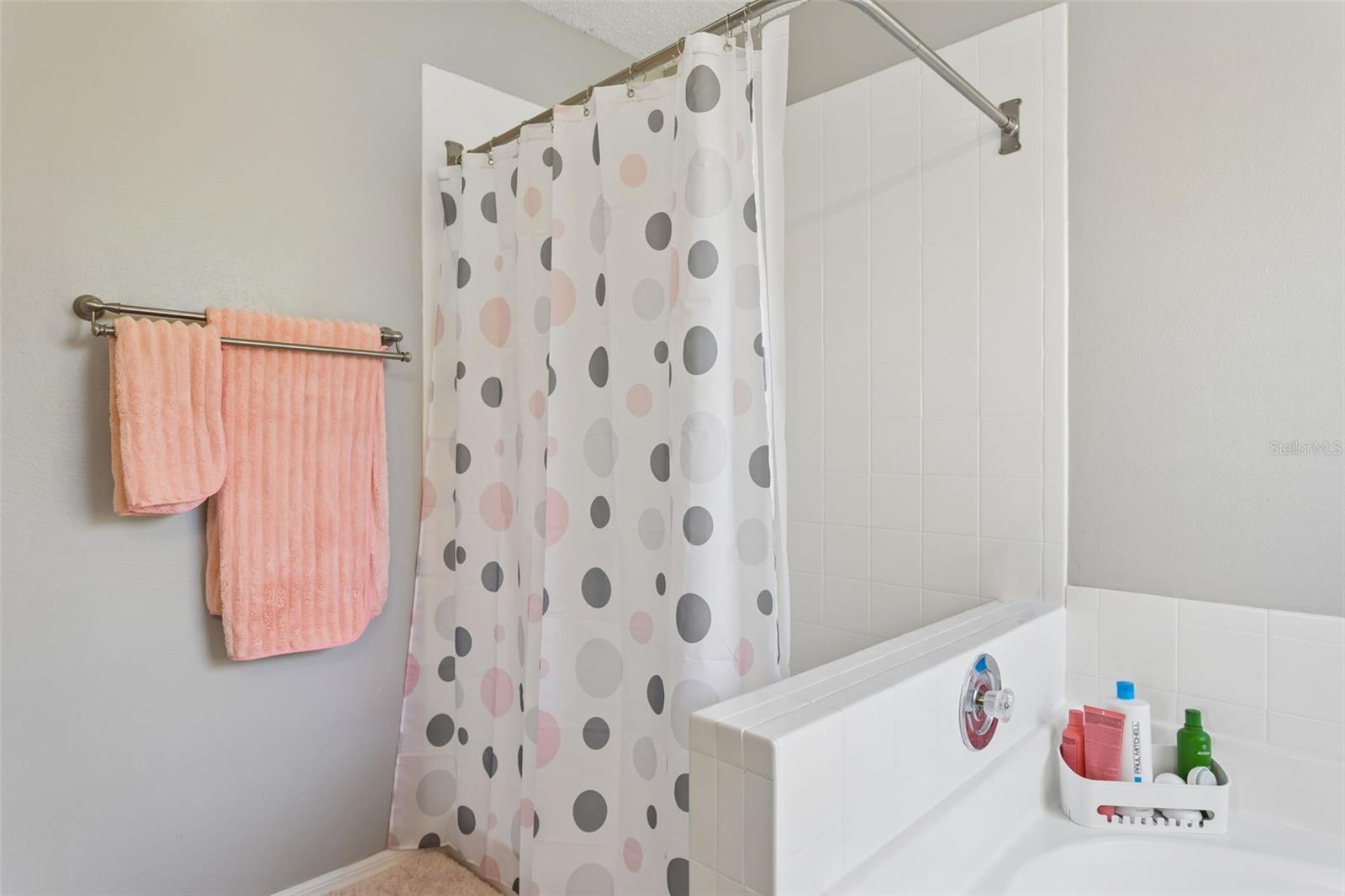 WELLINGTON HOMES AT COUNTRYWAY - Residential