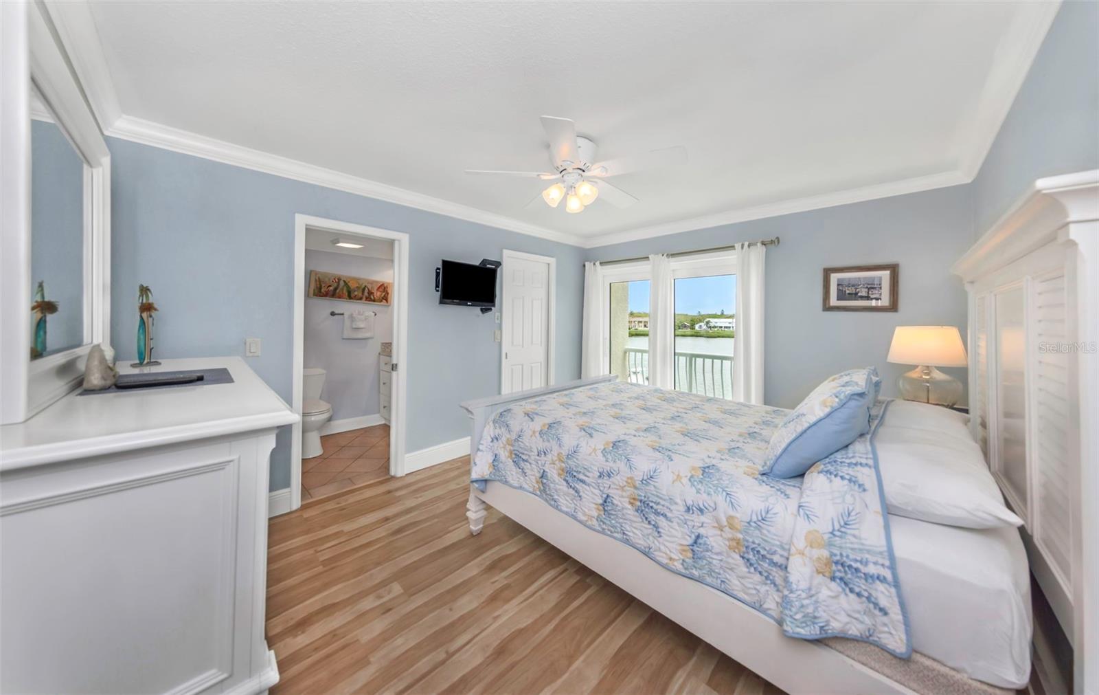 PIPERS III A CONDO - Residential