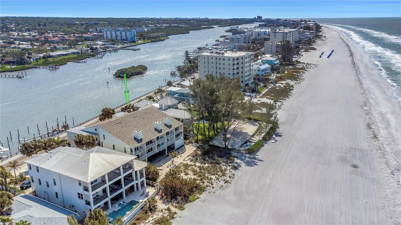 PIPERS III A CONDO - Residential