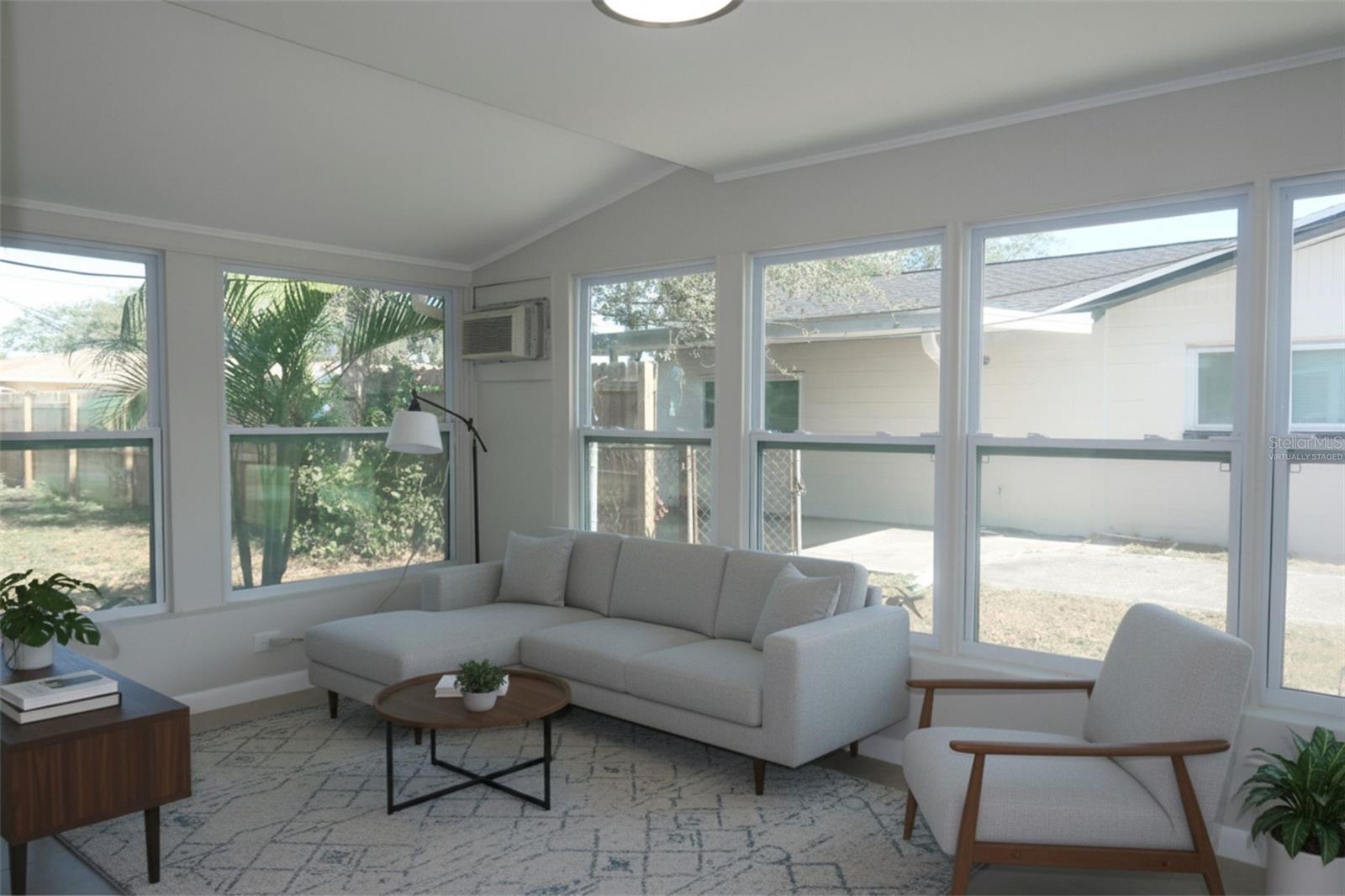 BAYBRIDGE HEIGHTS - Residential Lease