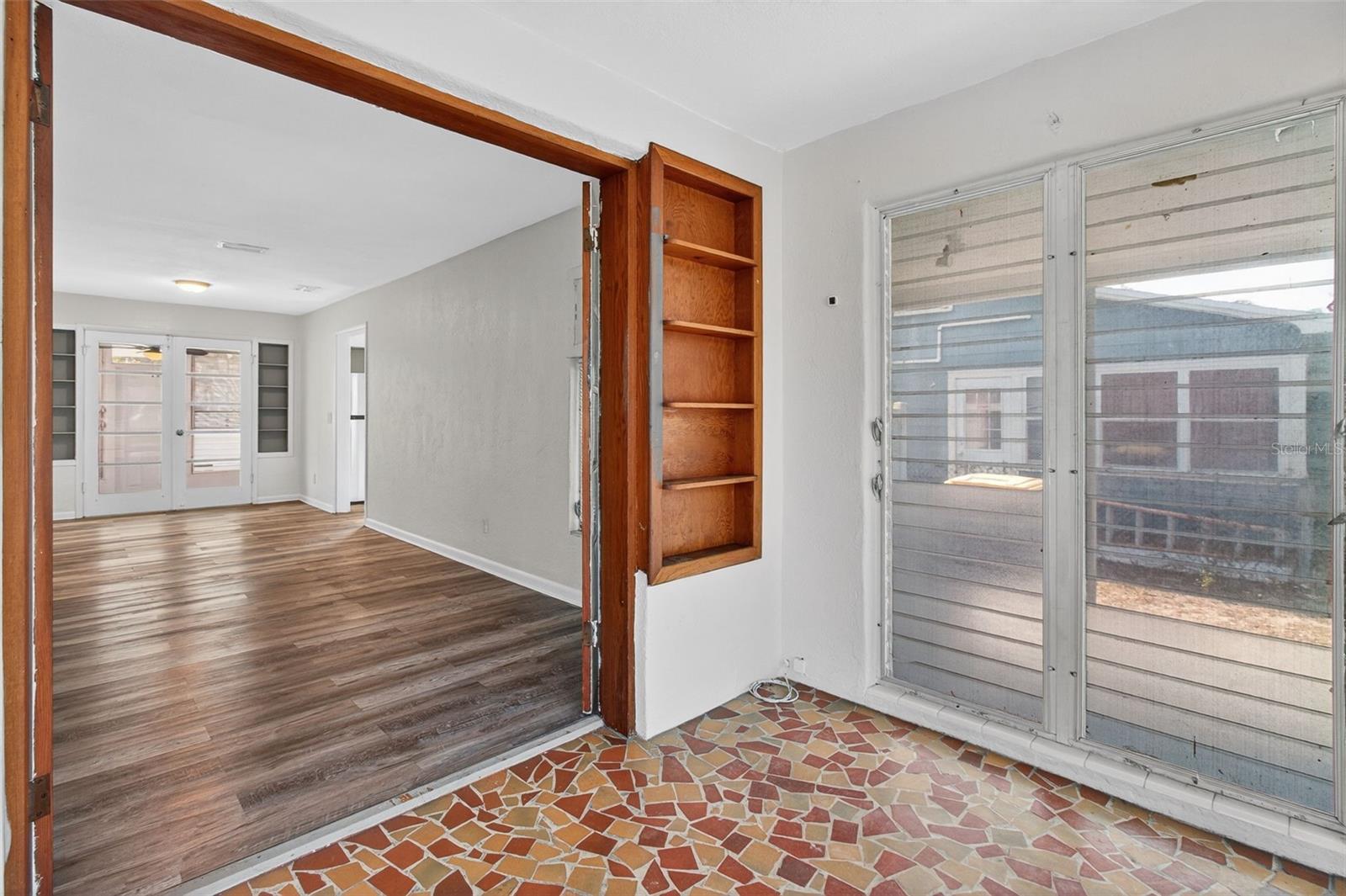 BREEZE HILL - Residential