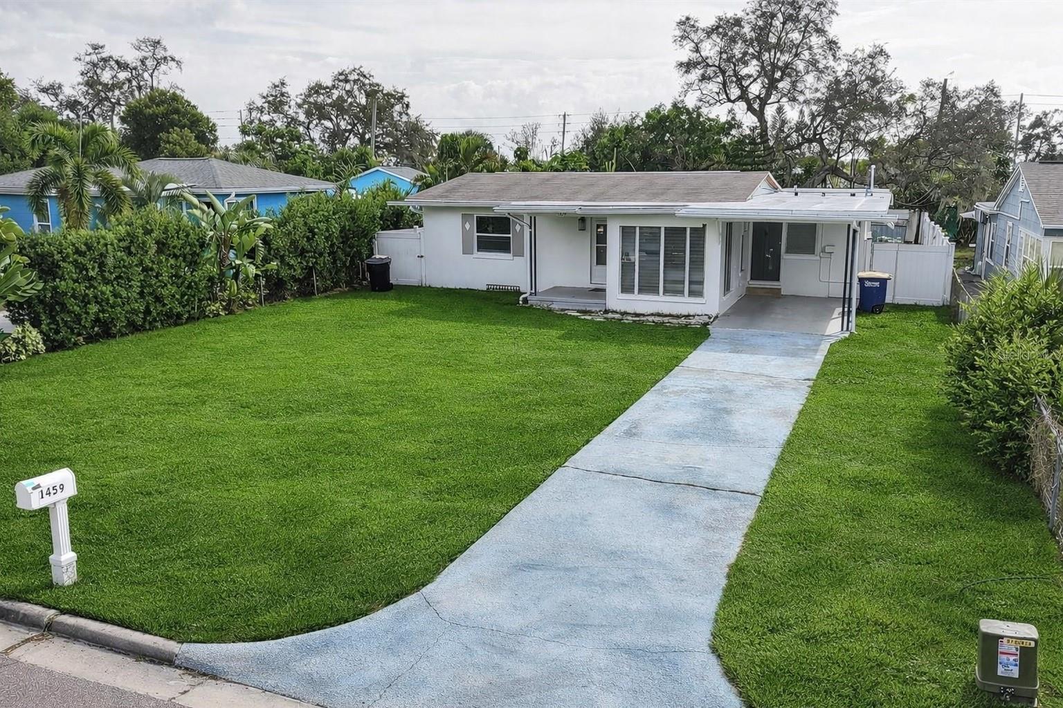 BREEZE HILL - Residential