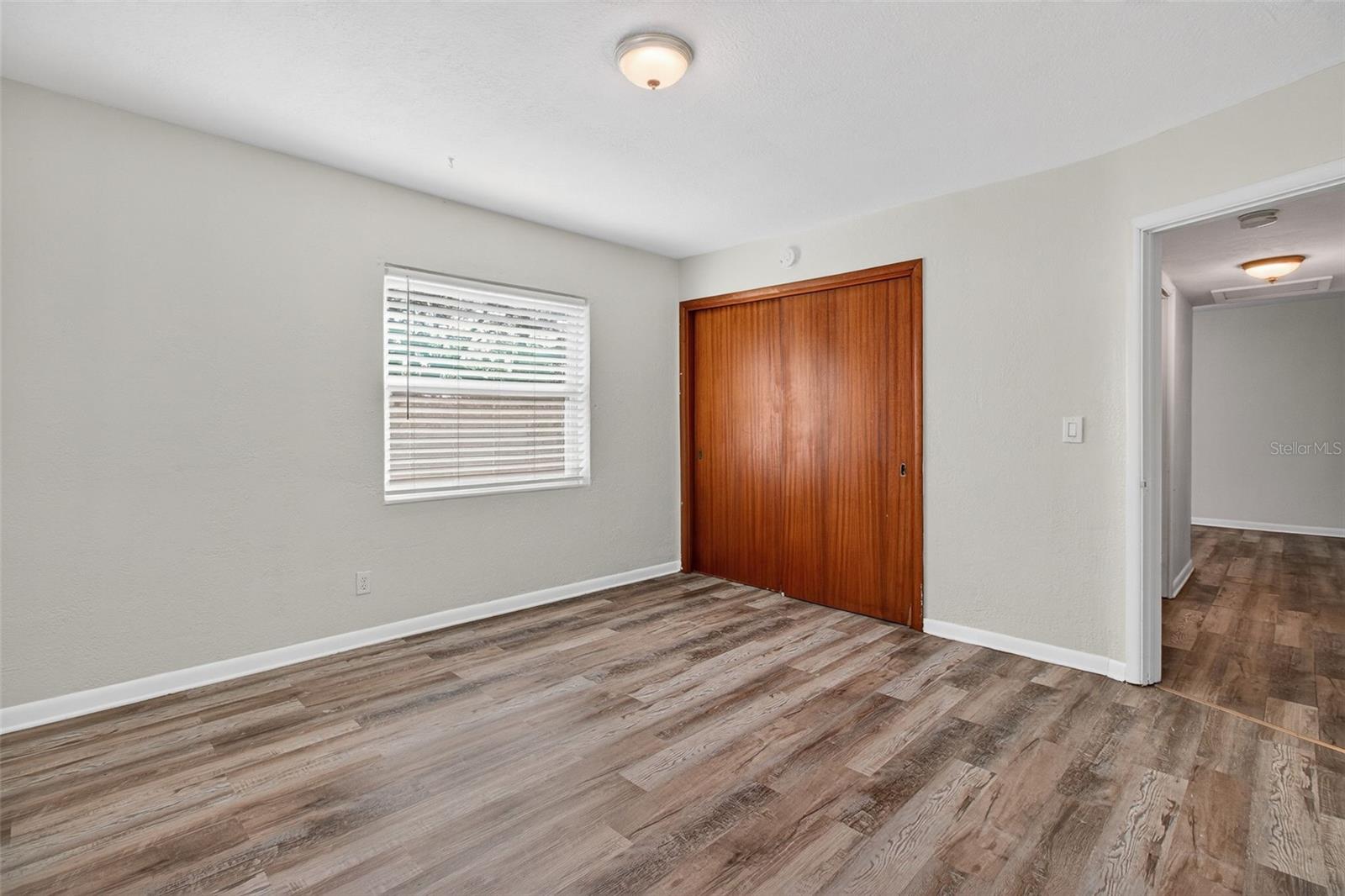 BREEZE HILL - Residential