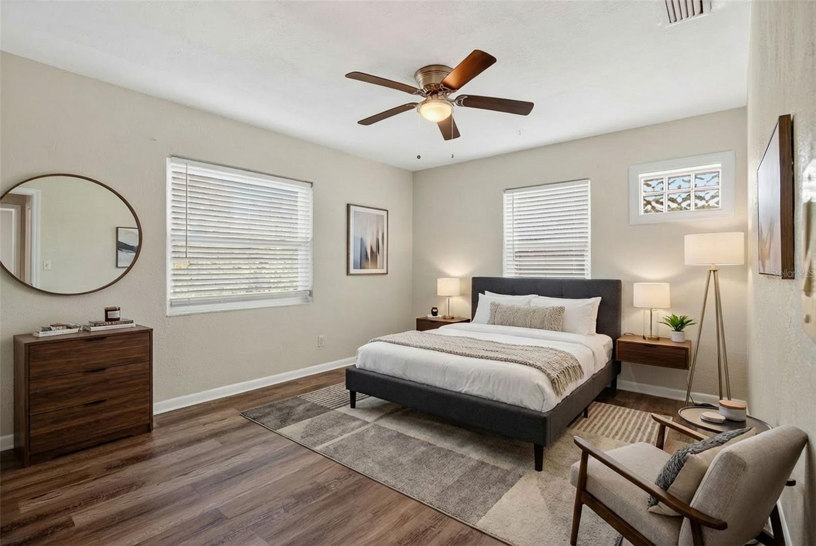 BREEZE HILL - Residential