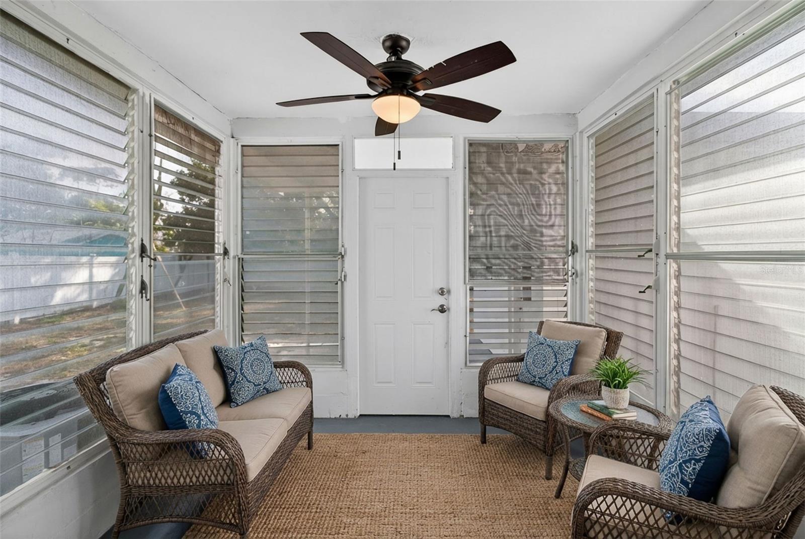 BREEZE HILL - Residential