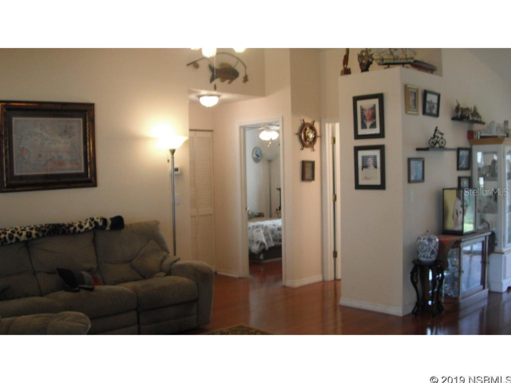 Florida Shores 01 - Residential