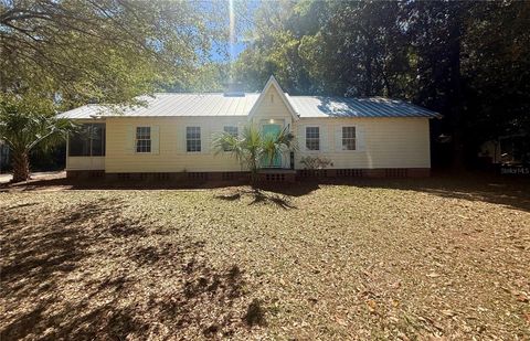 Photo of 1741 NW 6th Avenue, Gainesville, FL 32603 (MLS # GC538631)