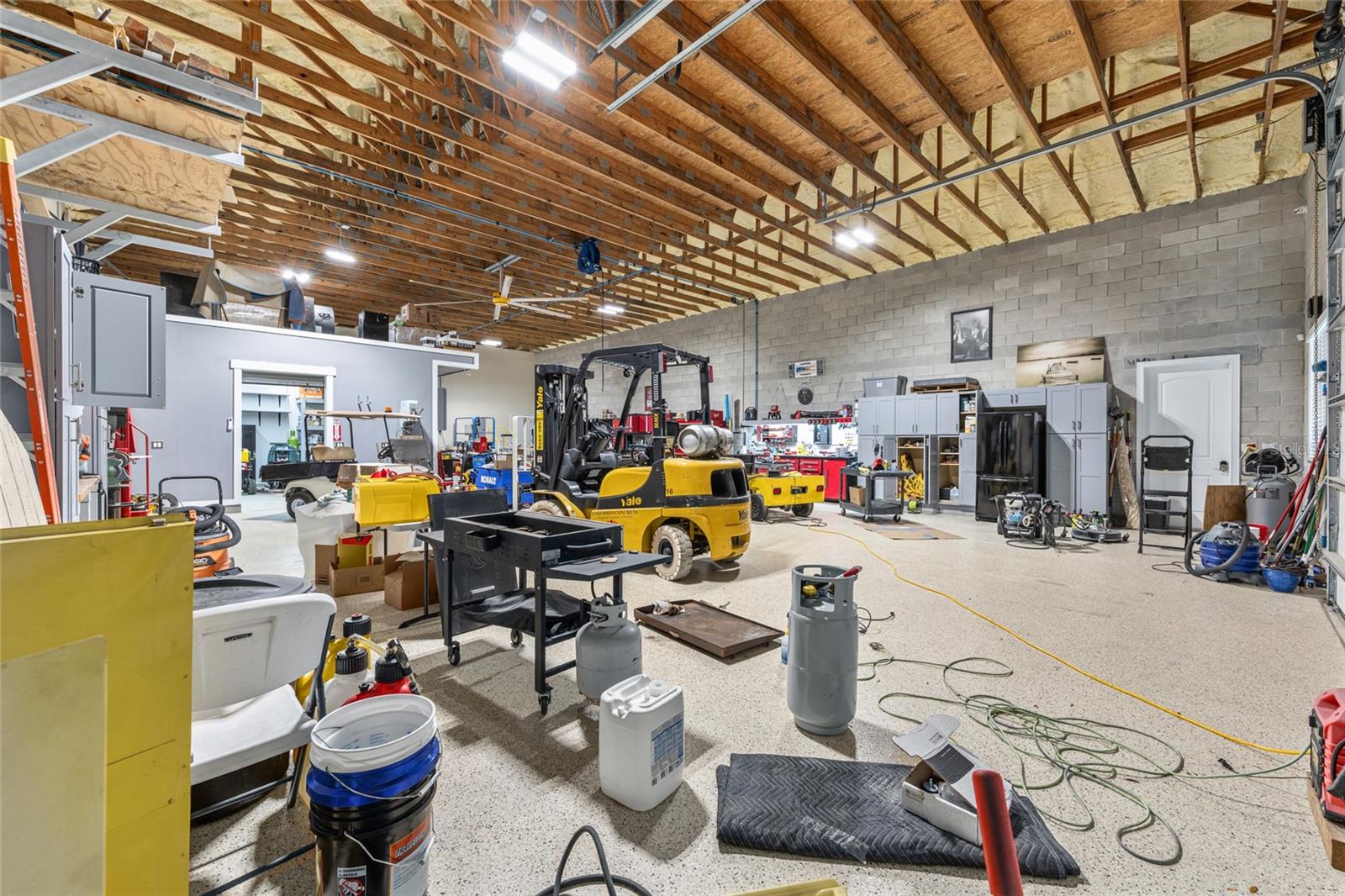 RAINBOW SPGS 04 REP - Residential