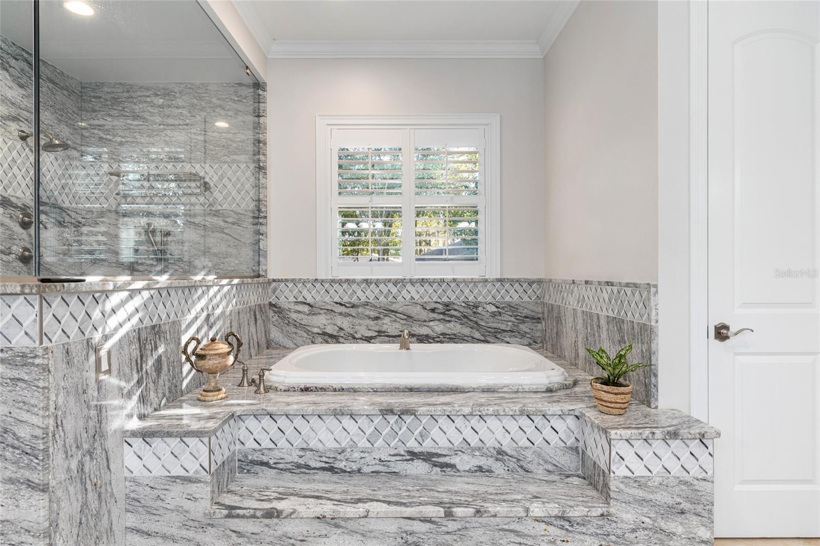 RAINBOW SPGS 04 REP - Residential