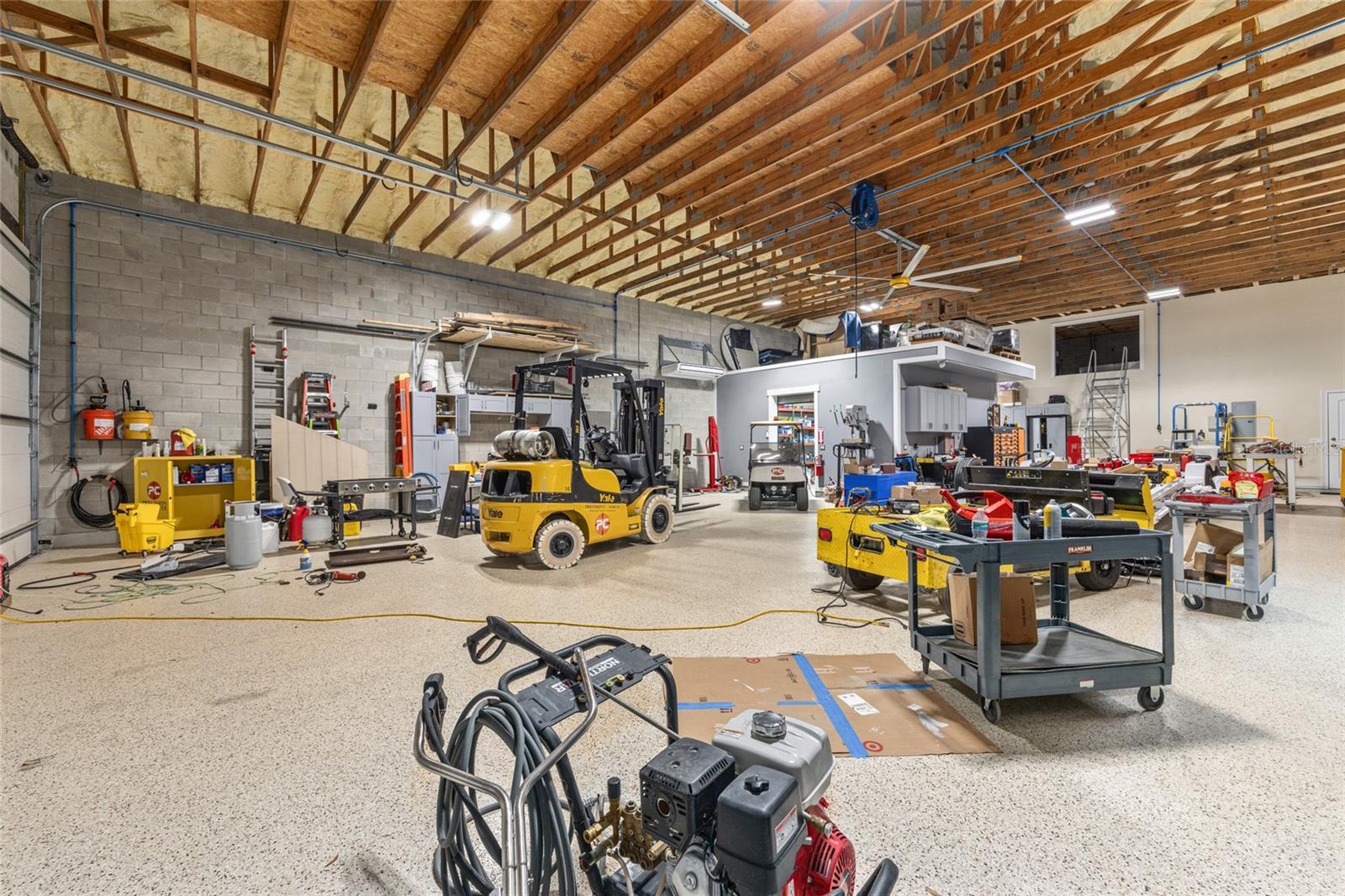 RAINBOW SPGS 04 REP - Residential