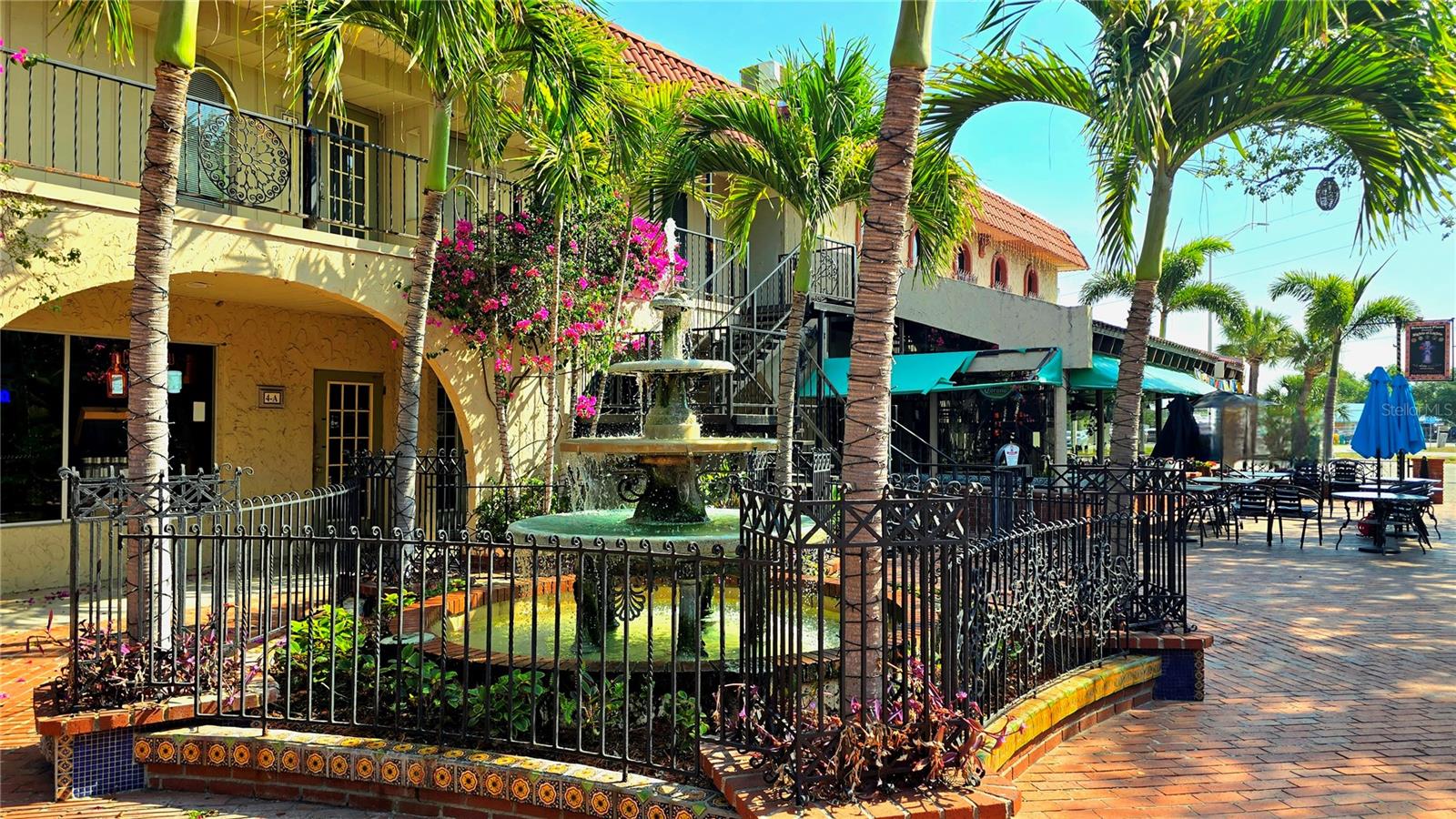 VENICE EDGEWOOD SEC OF - Commercial Lease