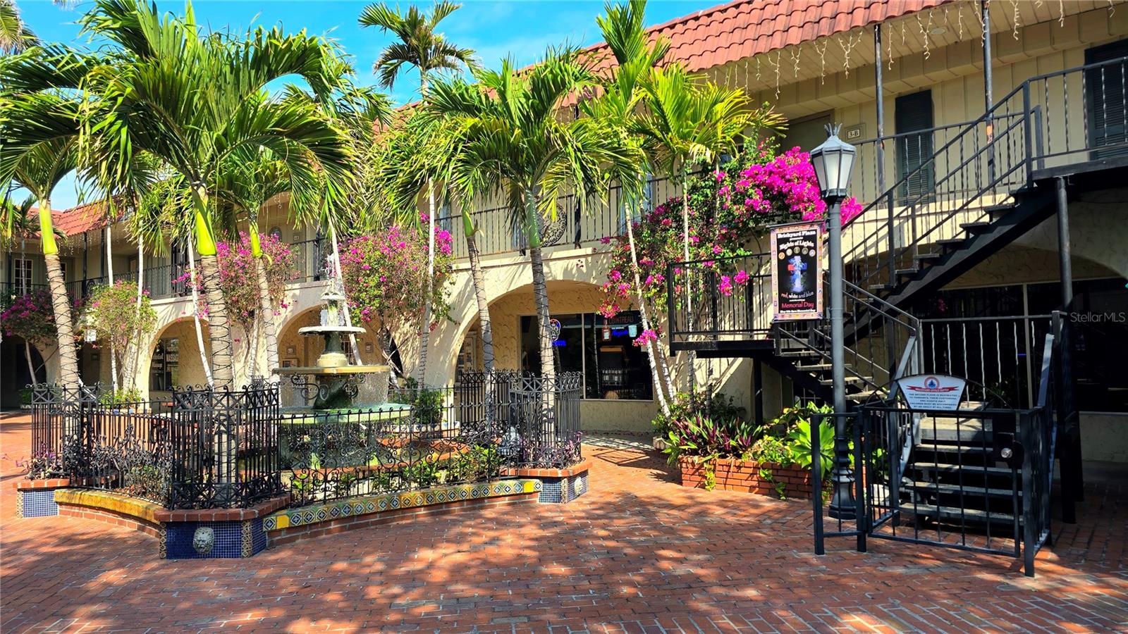 VENICE EDGEWOOD SEC OF - Commercial Lease