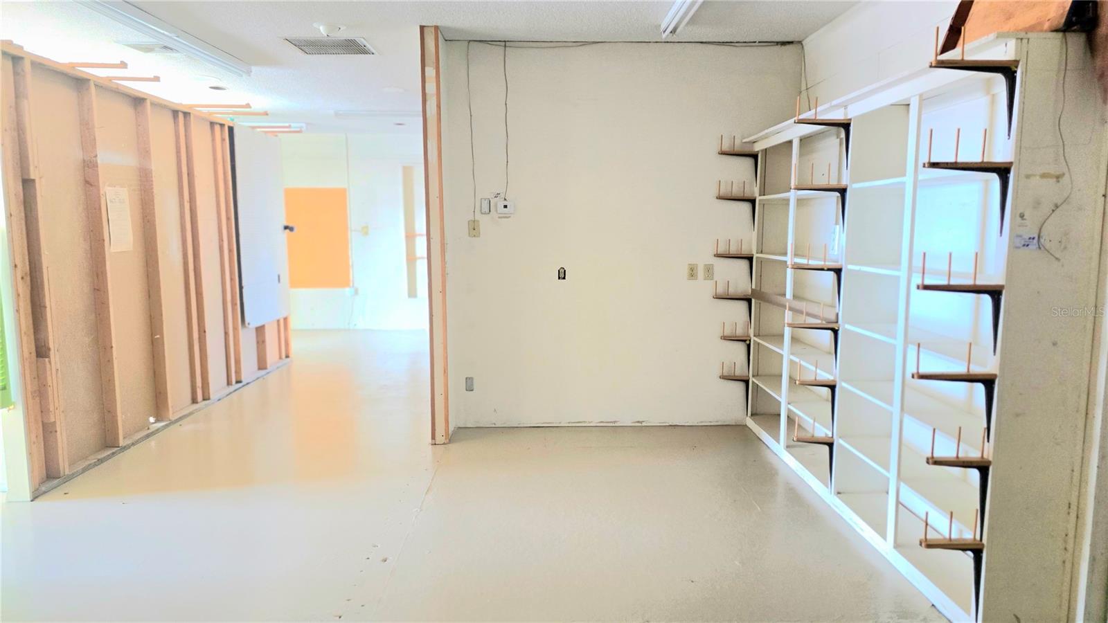 VENICE EDGEWOOD SEC OF - Commercial Lease