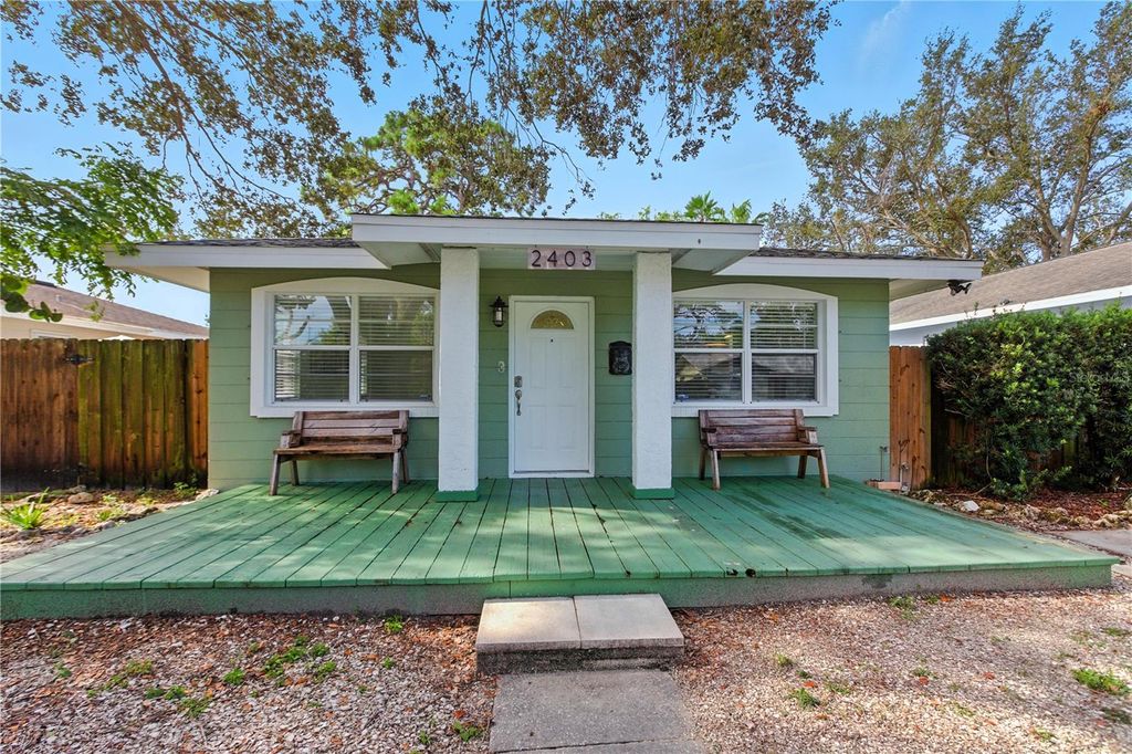Photo of 2403 12th Avenue W, Bradenton, FL 34205 (MLS # A4664268)