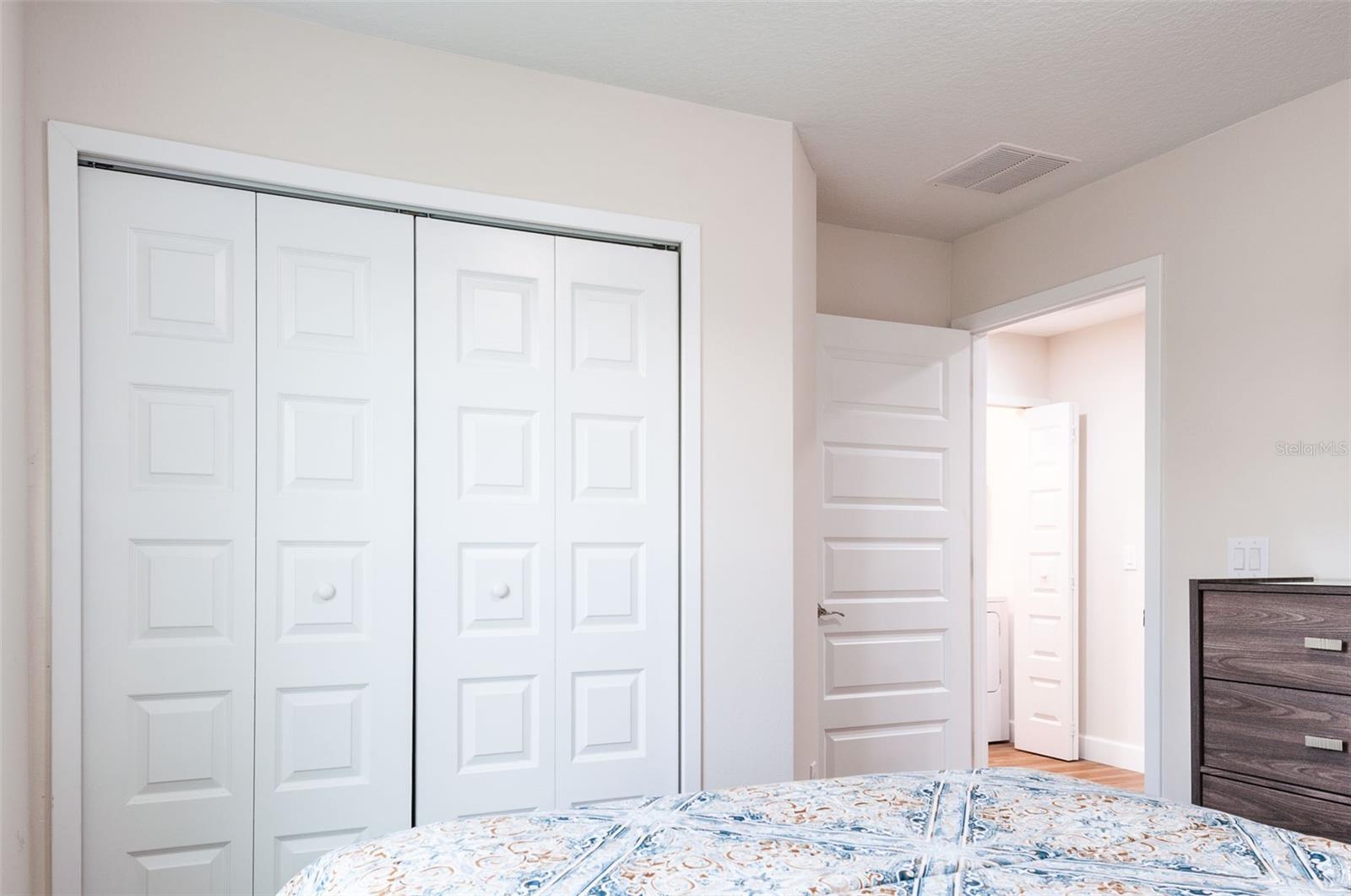 SUMMER FLOWERS TWNHMS - Residential Lease