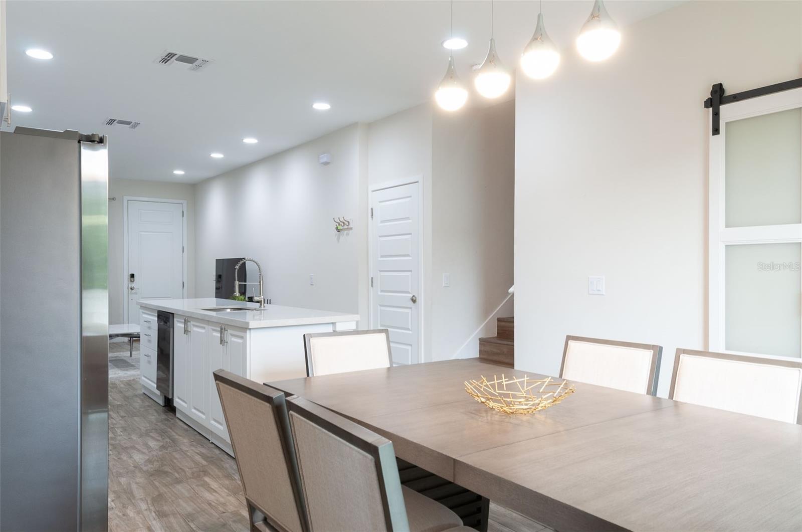 SUMMER FLOWERS TWNHMS - Residential Lease