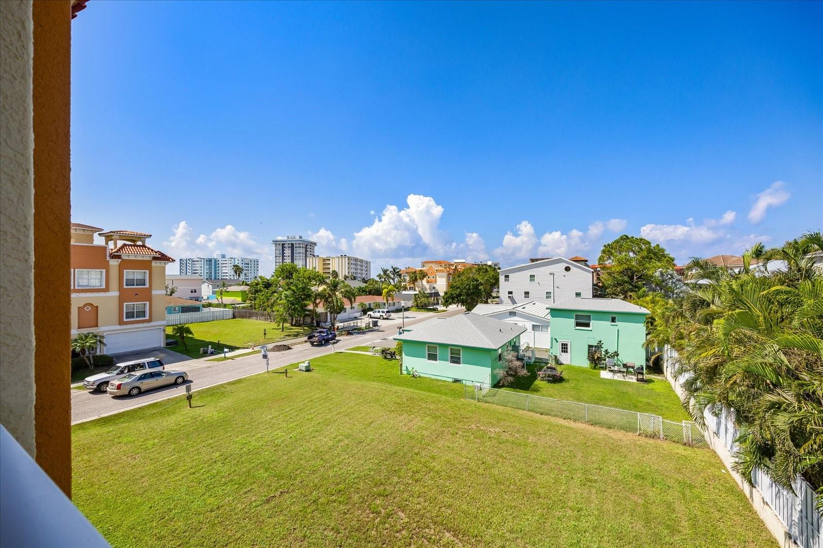 GAY SHORES - Residential