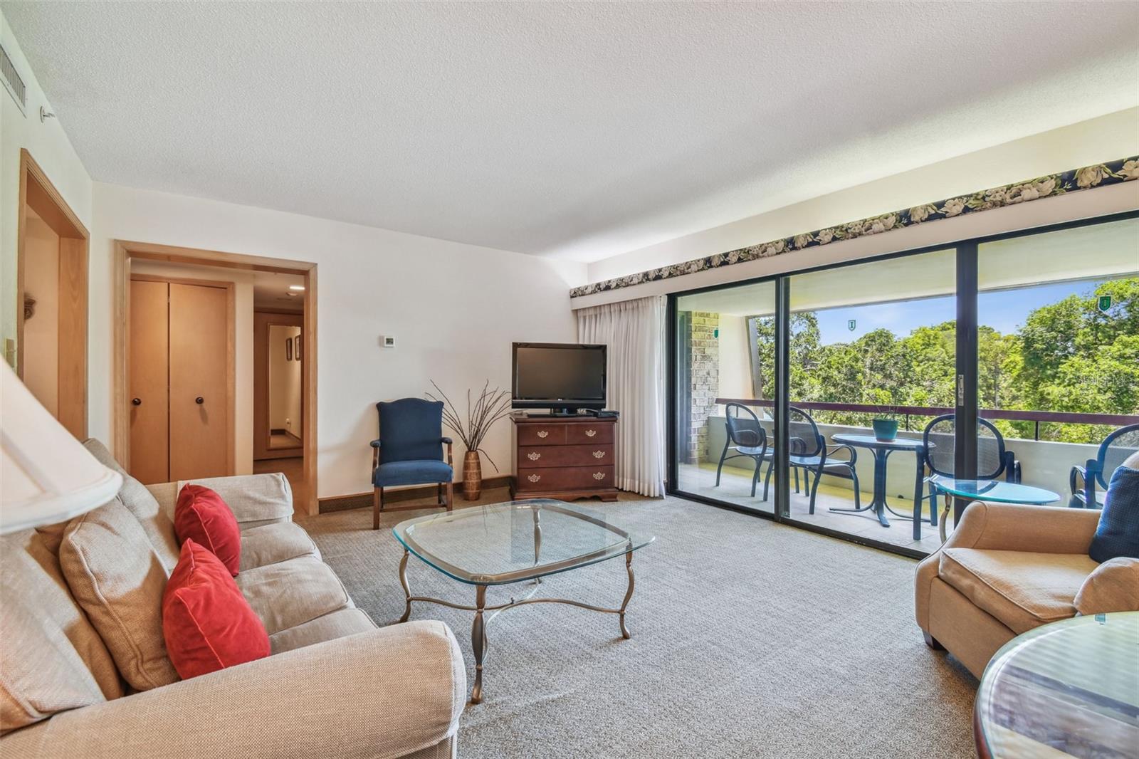 36750 US HIGHWAY 19 N 13303