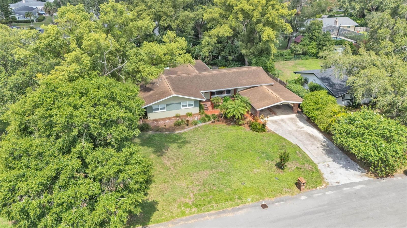 4219 FOREST HILLS DRIVE
