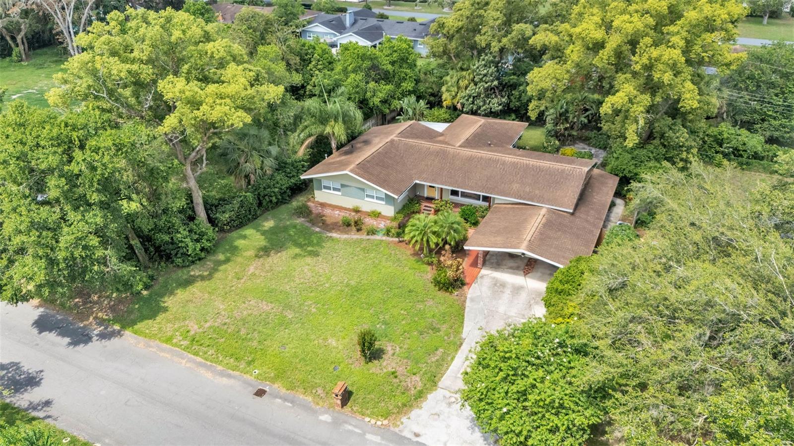 4219 FOREST HILLS DRIVE