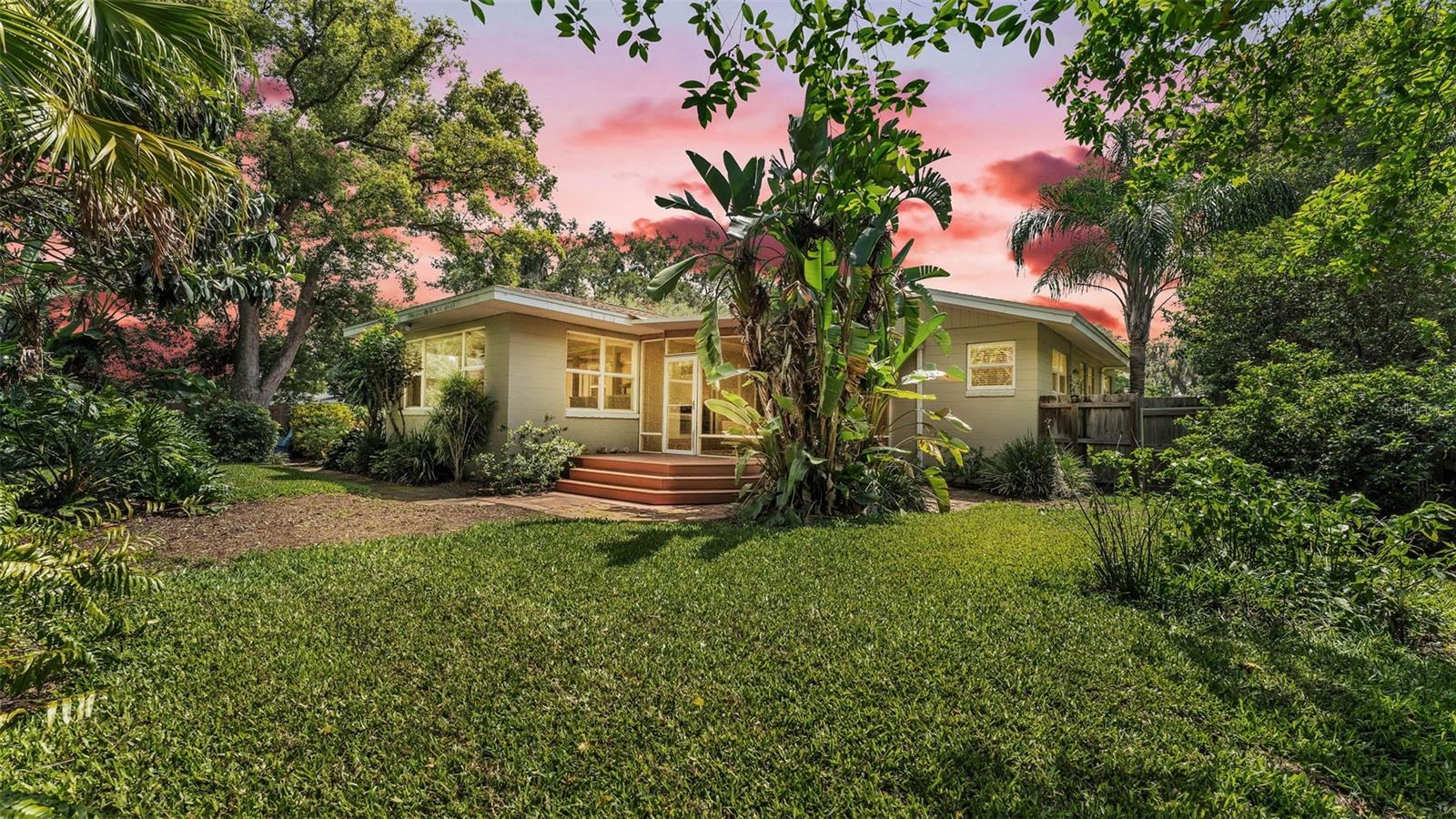 4219 FOREST HILLS DRIVE