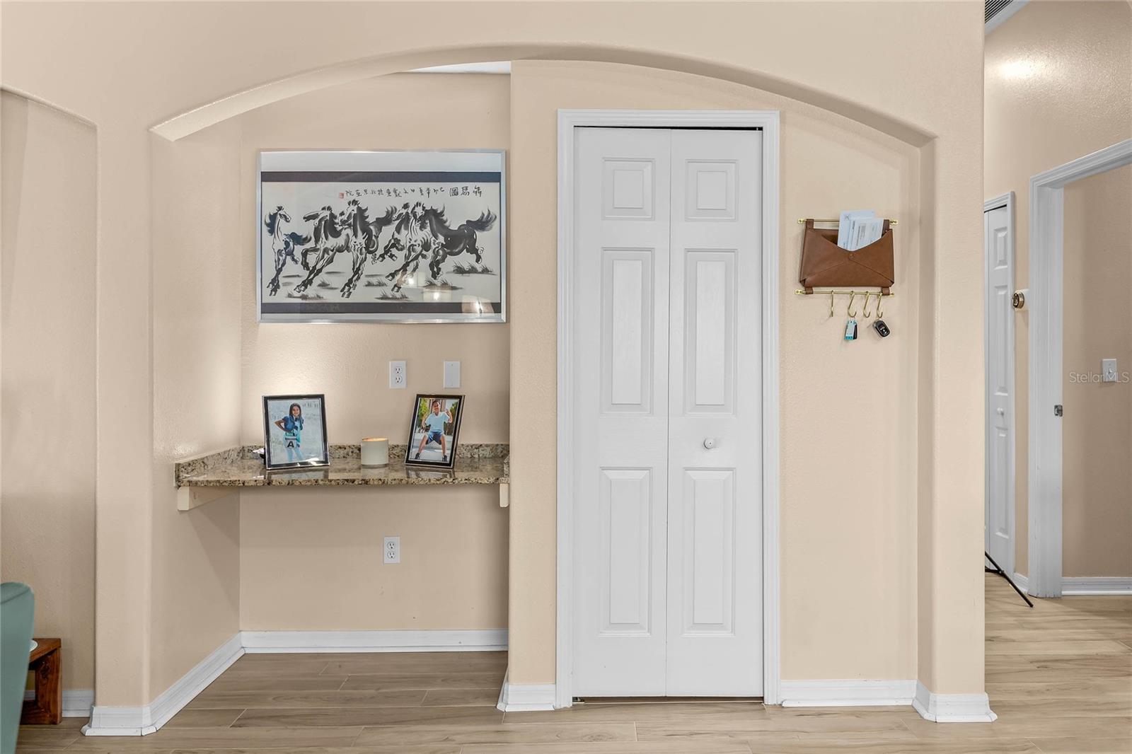 BRIDGEWATER PH 04 - Residential