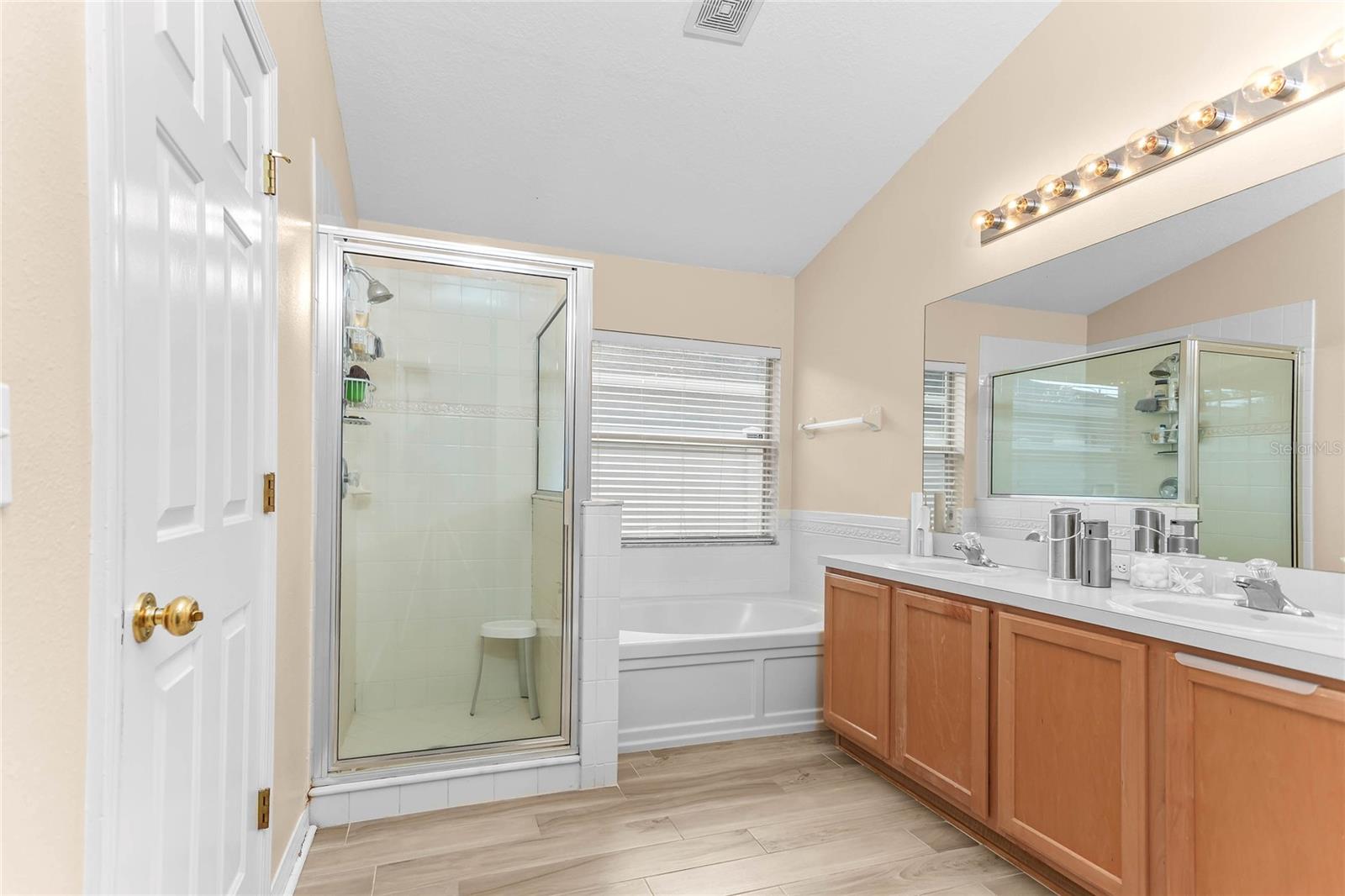 BRIDGEWATER PH 04 - Residential