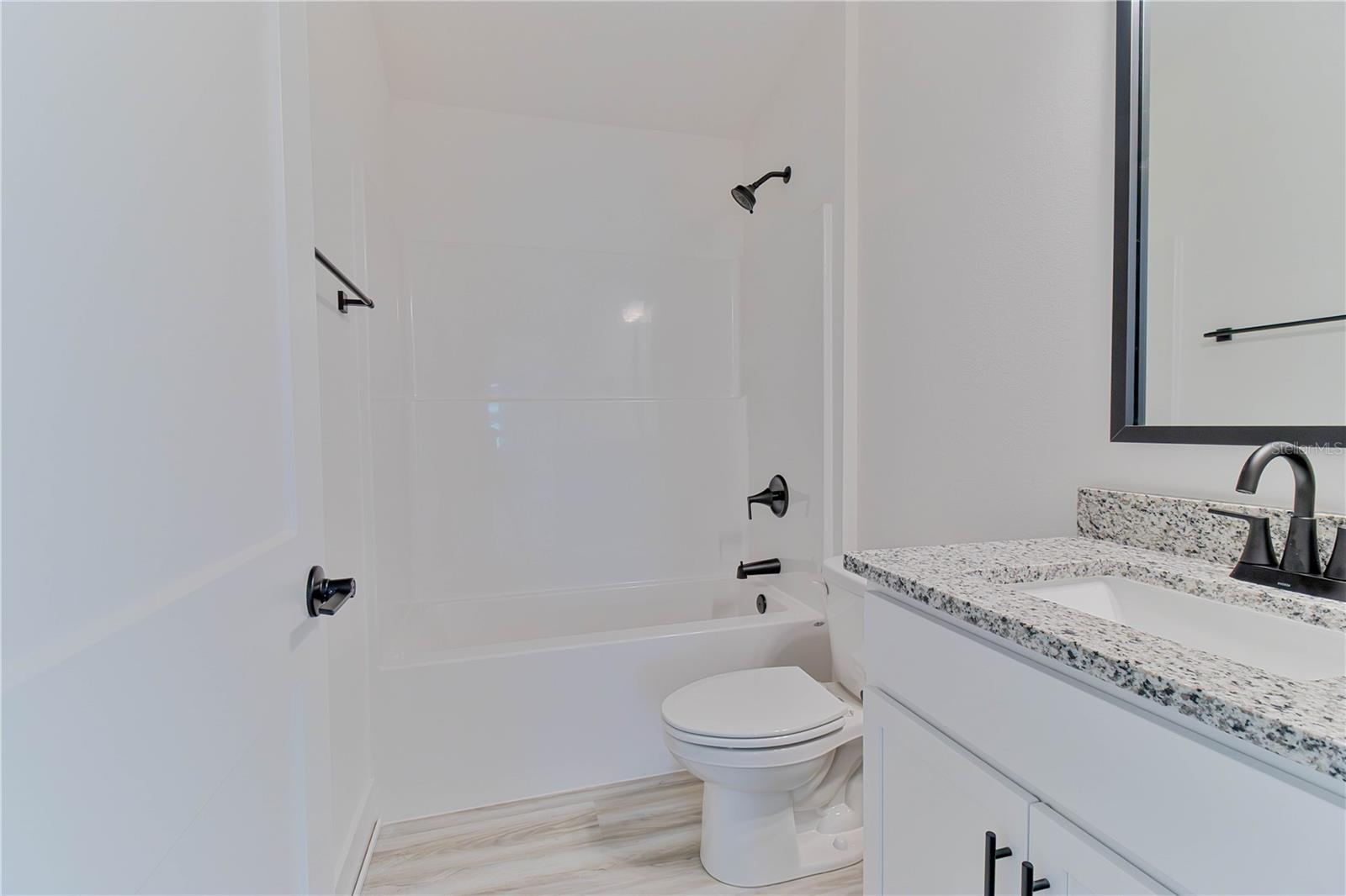 BRIARWOOD - Residential