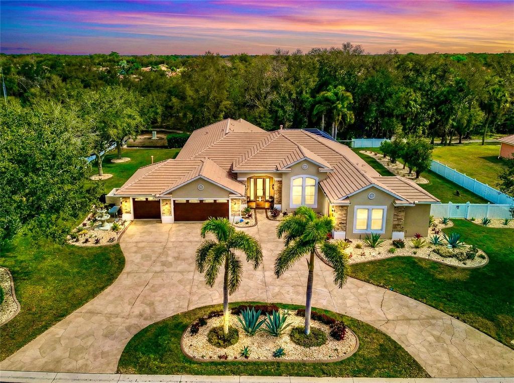 Photo of 405 Petrel Trail, Bradenton, FL 34212 (MLS # A4684301)