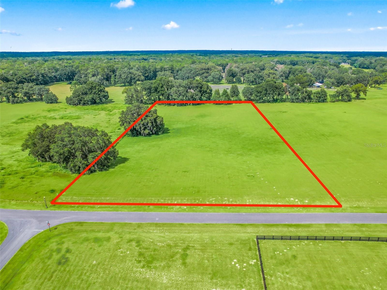 GREENWAY CROSSINGS - Land