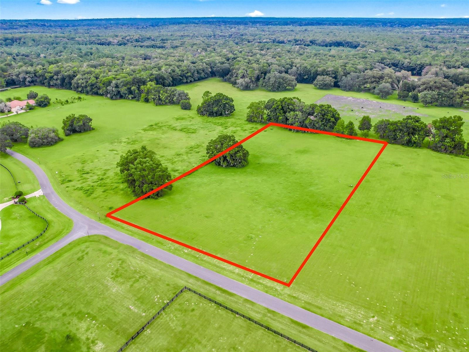 GREENWAY CROSSINGS - Land