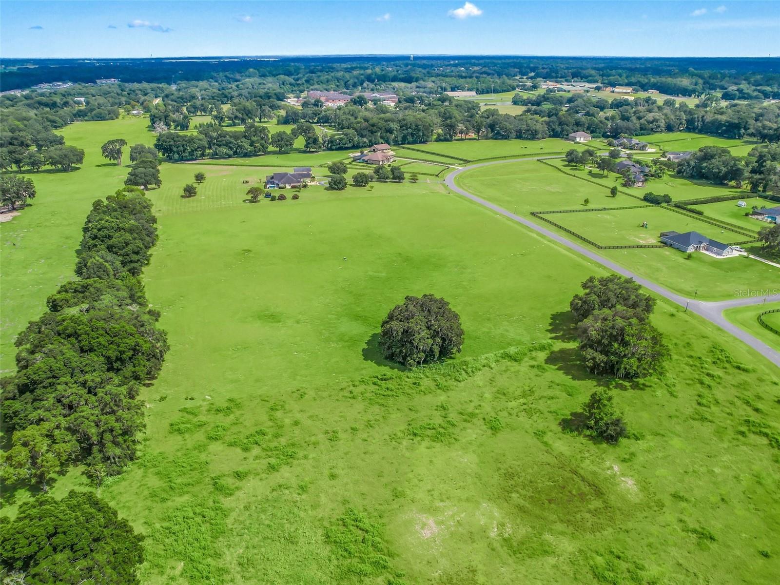 GREENWAY CROSSINGS - Land