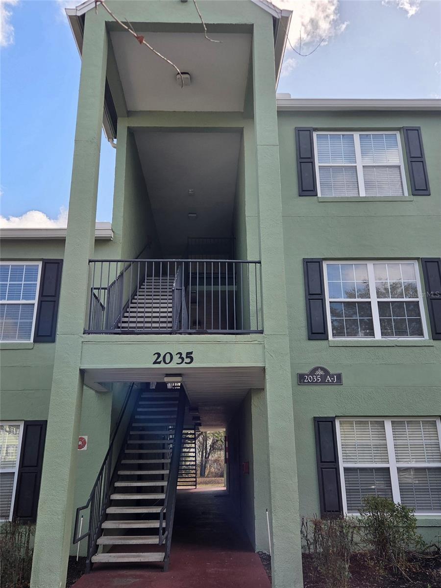 MIRIADA CONDO - Residential Lease
