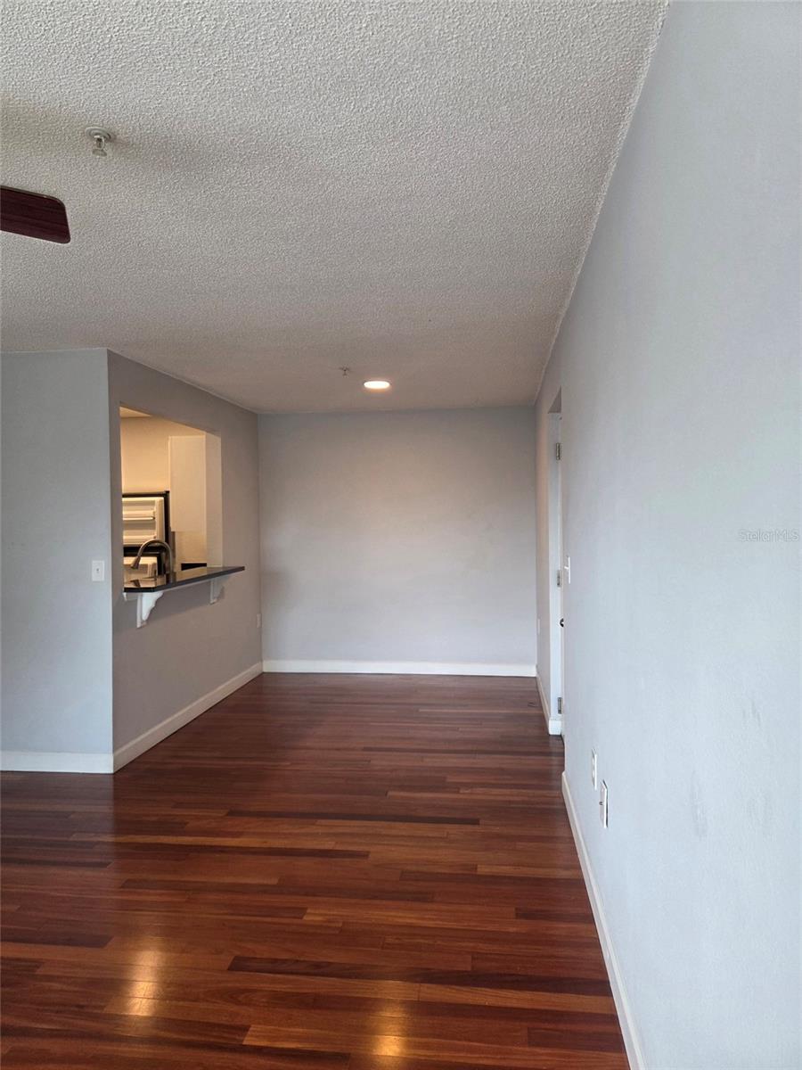 MIRIADA CONDO - Residential Lease
