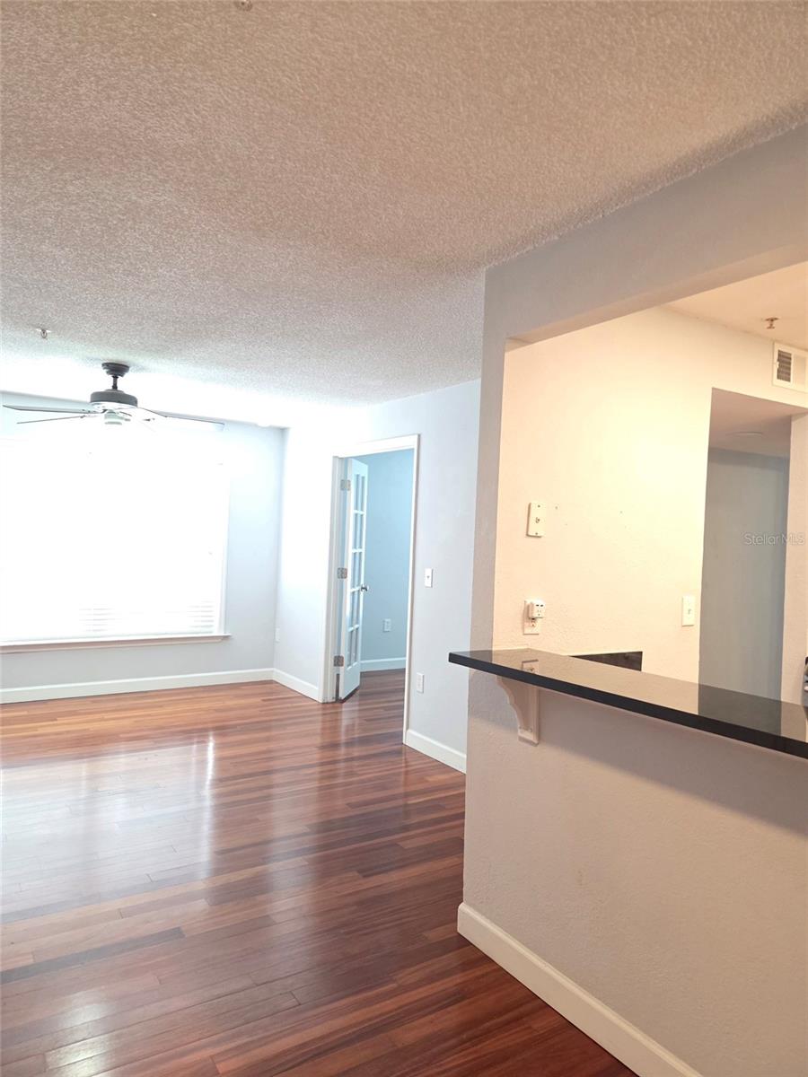 MIRIADA CONDO - Residential Lease