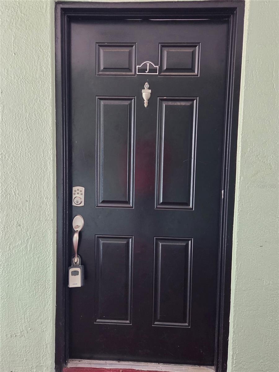 MIRIADA CONDO - Residential Lease