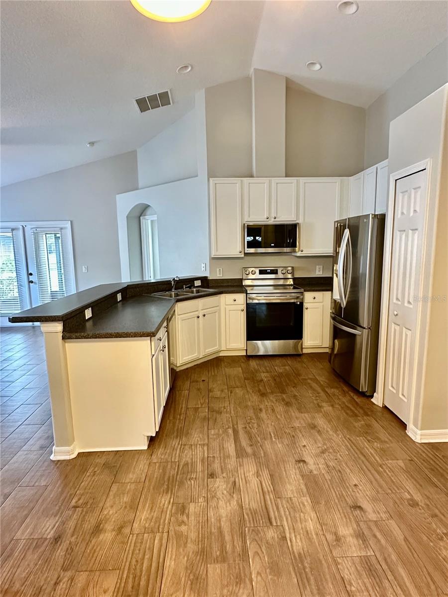 CYPRESS CHASE - Residential Lease