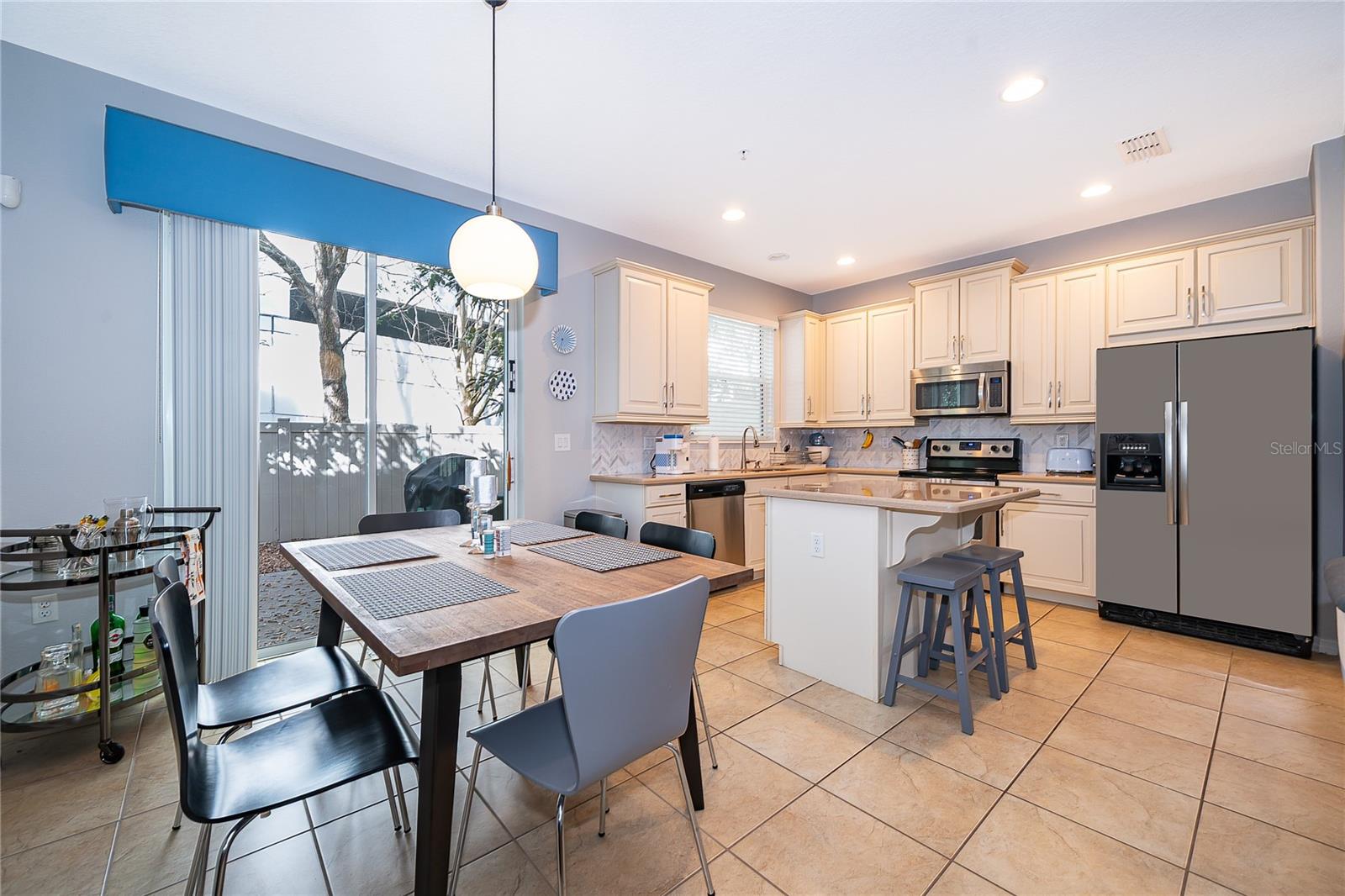 TUSCANY PLACE TWNHMS - Residential