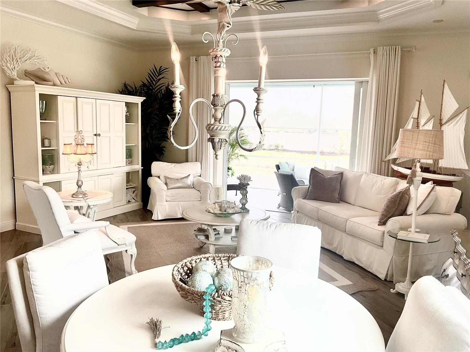 CORAL CAYE - Residential