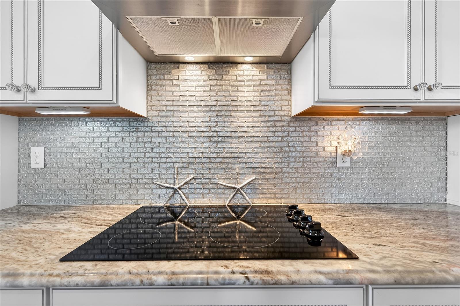 CORAL CAYE - Residential