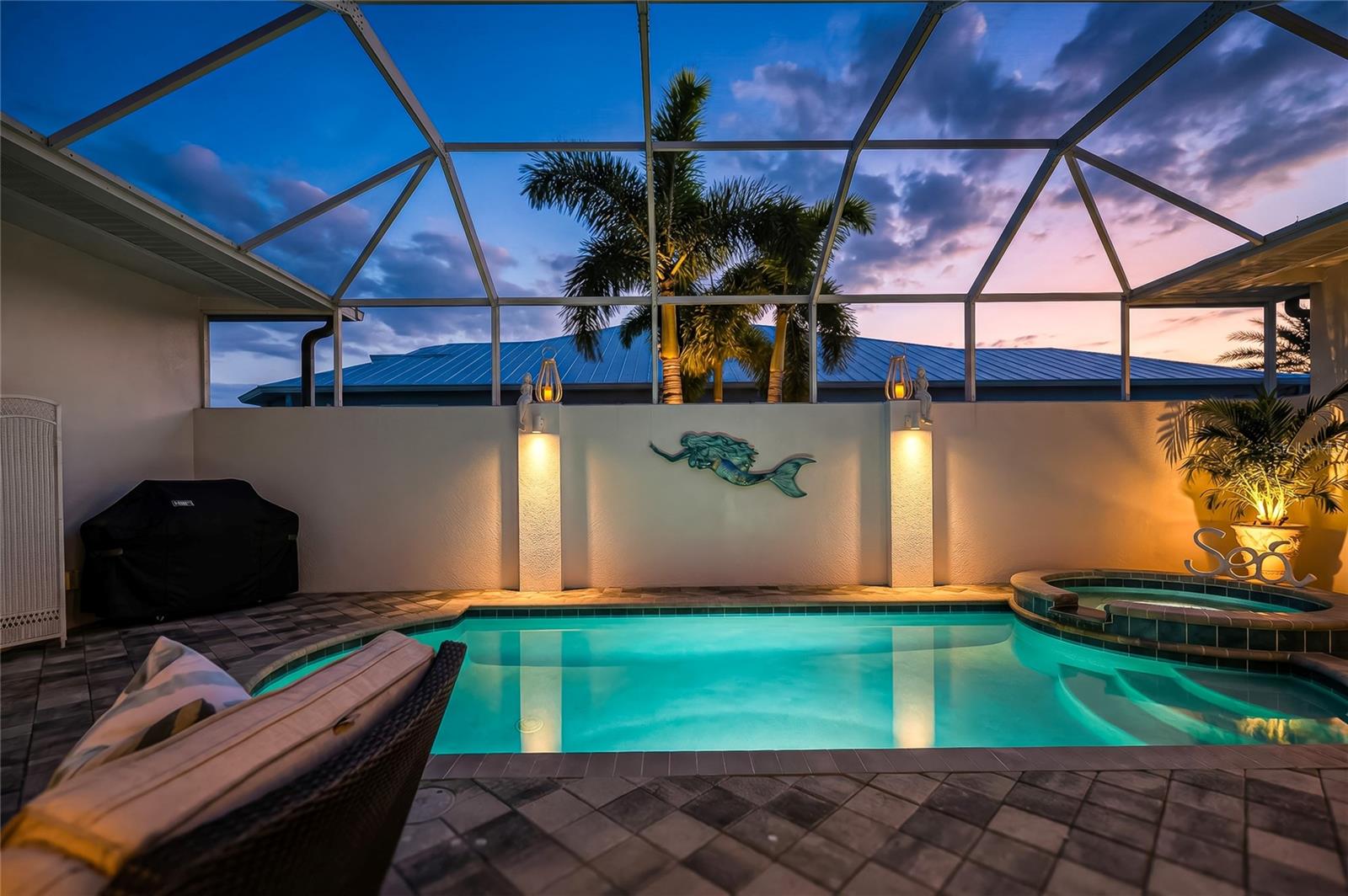 CORAL CAYE - Residential