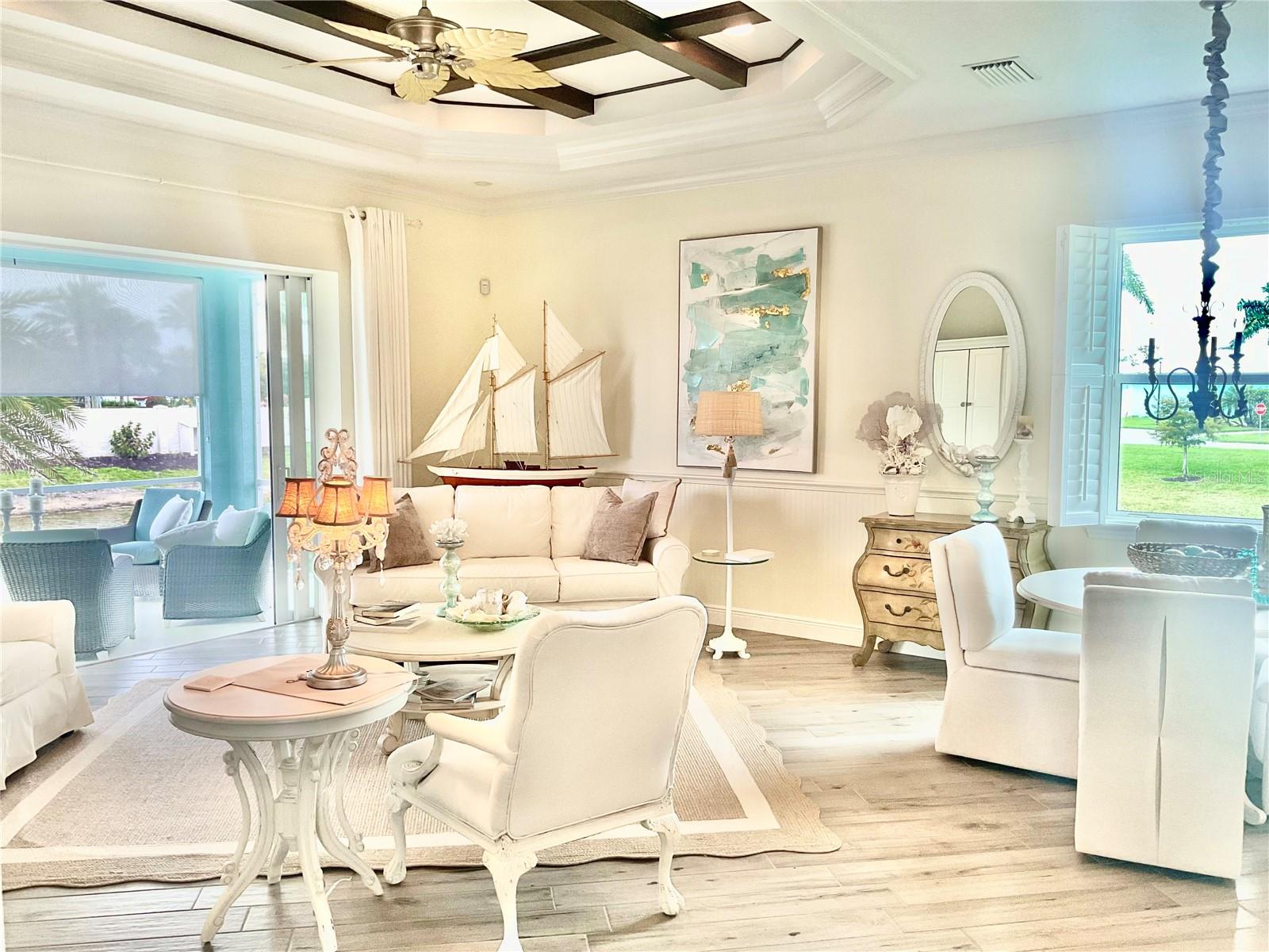 CORAL CAYE - Residential