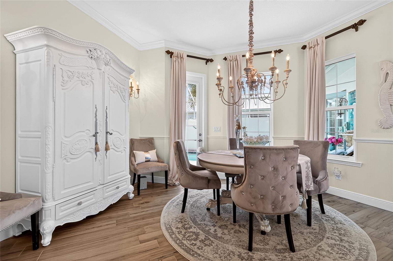 CORAL CAYE - Residential