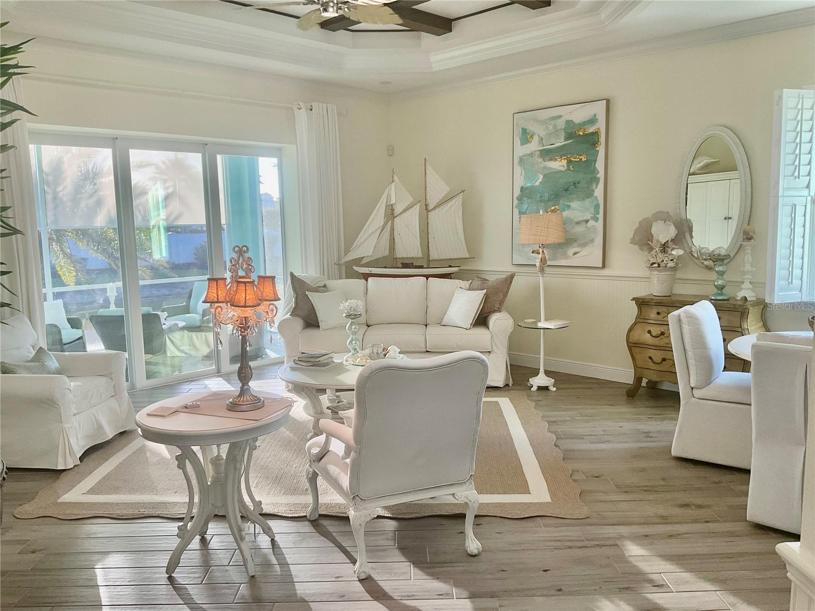 CORAL CAYE - Residential