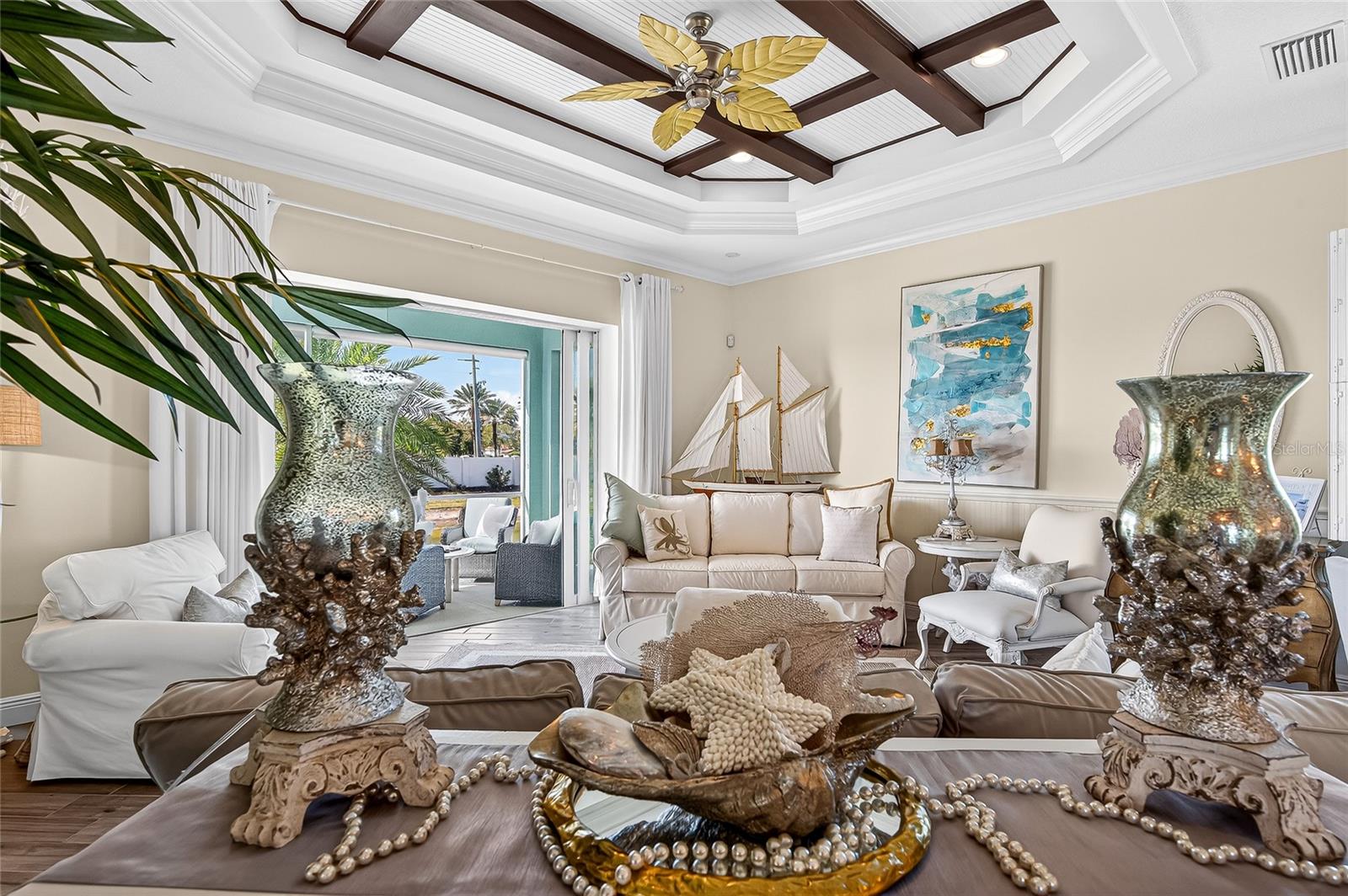 CORAL CAYE - Residential