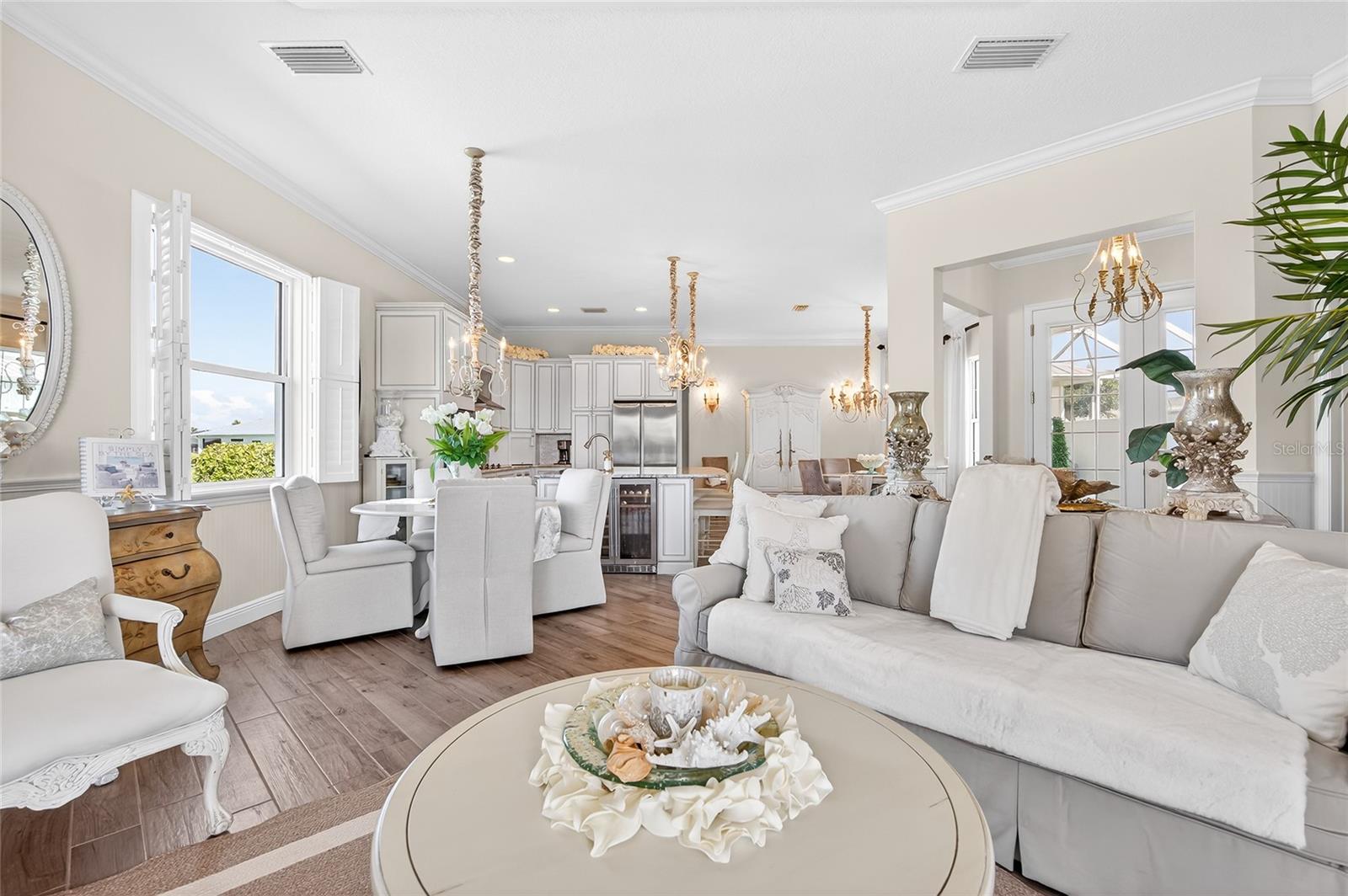 CORAL CAYE - Residential