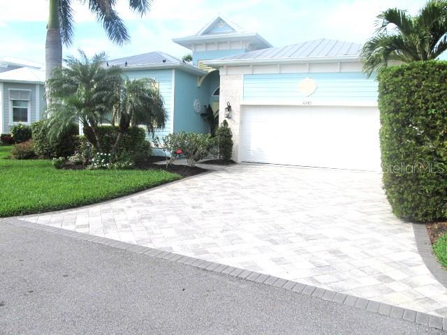 CORAL CAYE - Residential