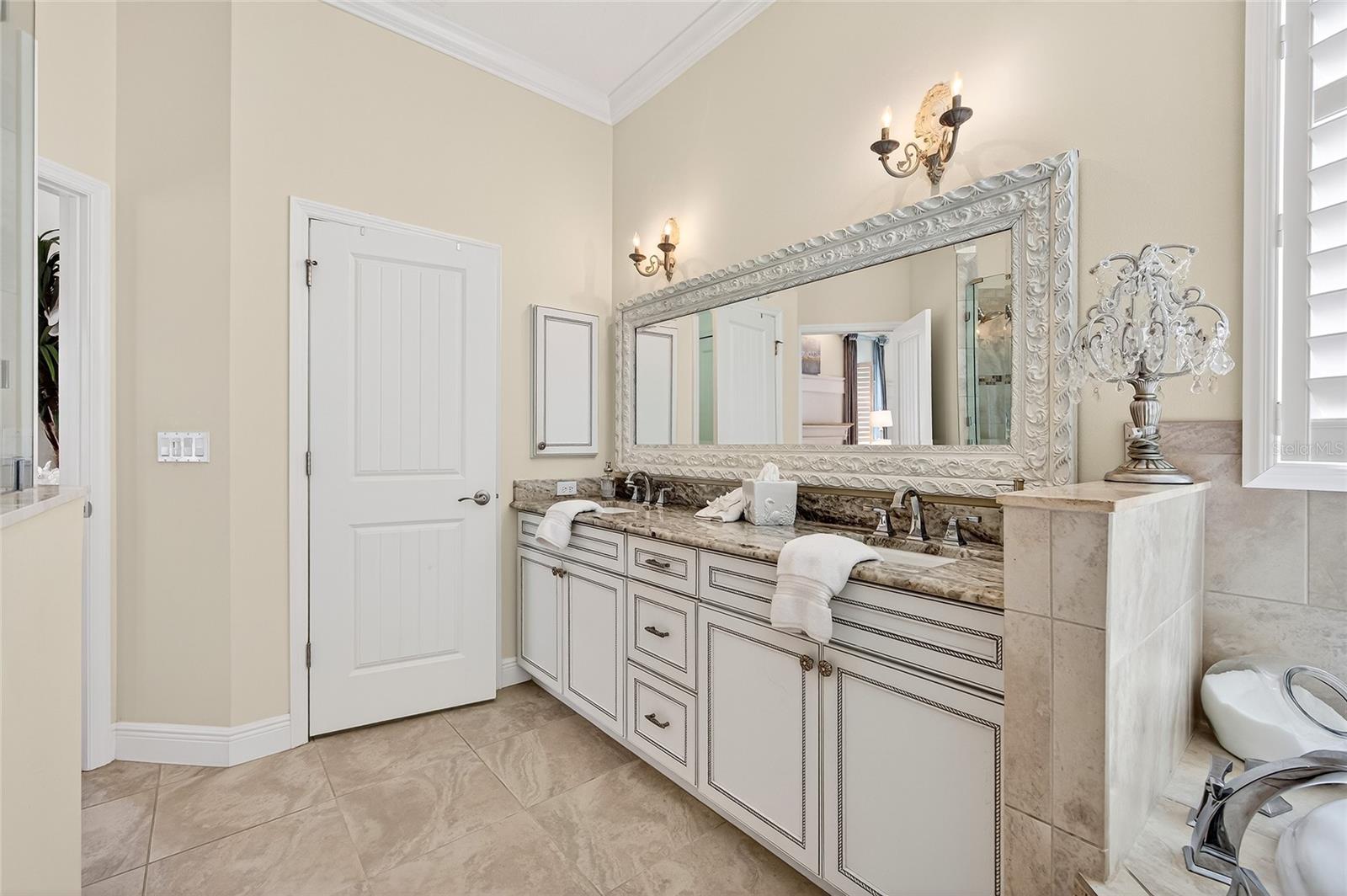 CORAL CAYE - Residential